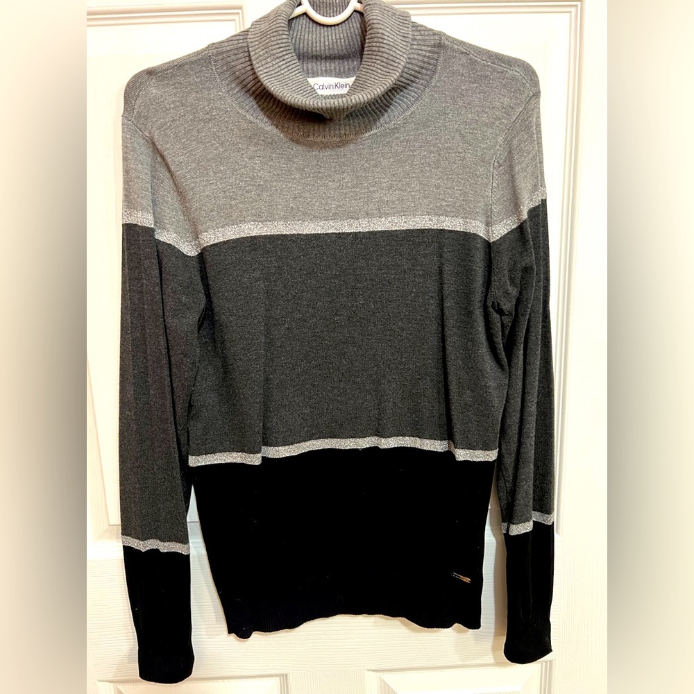 Calvin Klein Striped Turtleneck Sweater Size Medium